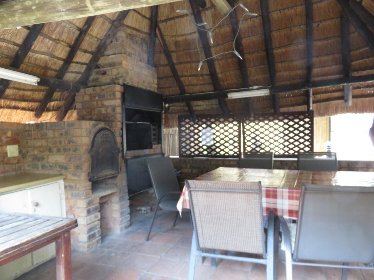 Meerhof Lodge Hartbeespoort Buitenkant foto