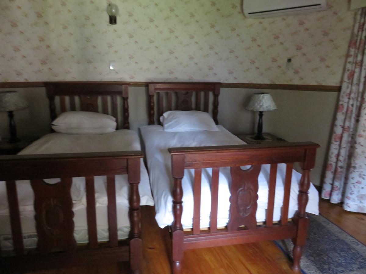 Meerhof Lodge Hartbeespoort Buitenkant foto
