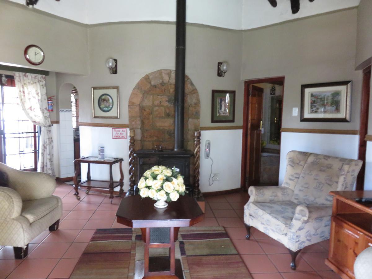 Meerhof Lodge Hartbeespoort Buitenkant foto